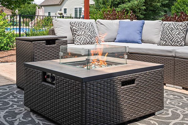 Fire Pits & Fire Tables